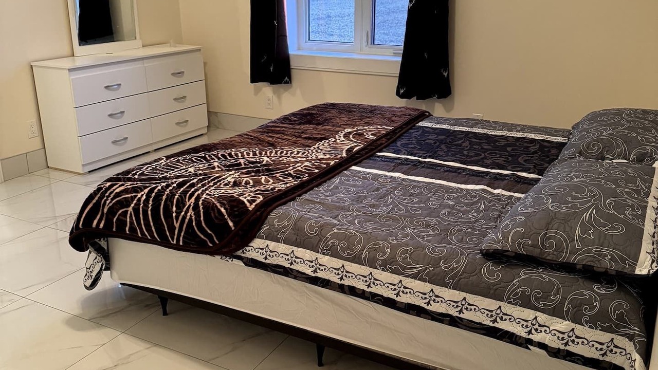Photo of Bedroom in East Garafraxa