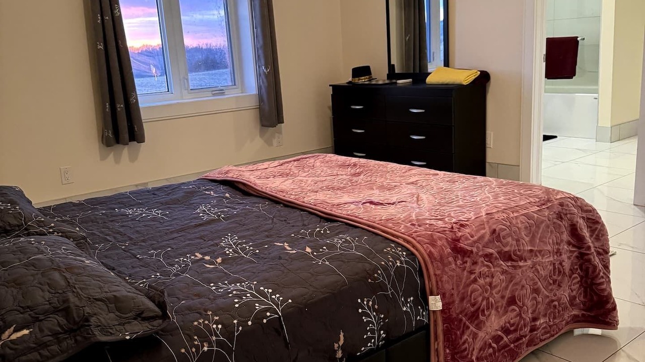 Photo of Bedroom in East Garafraxa