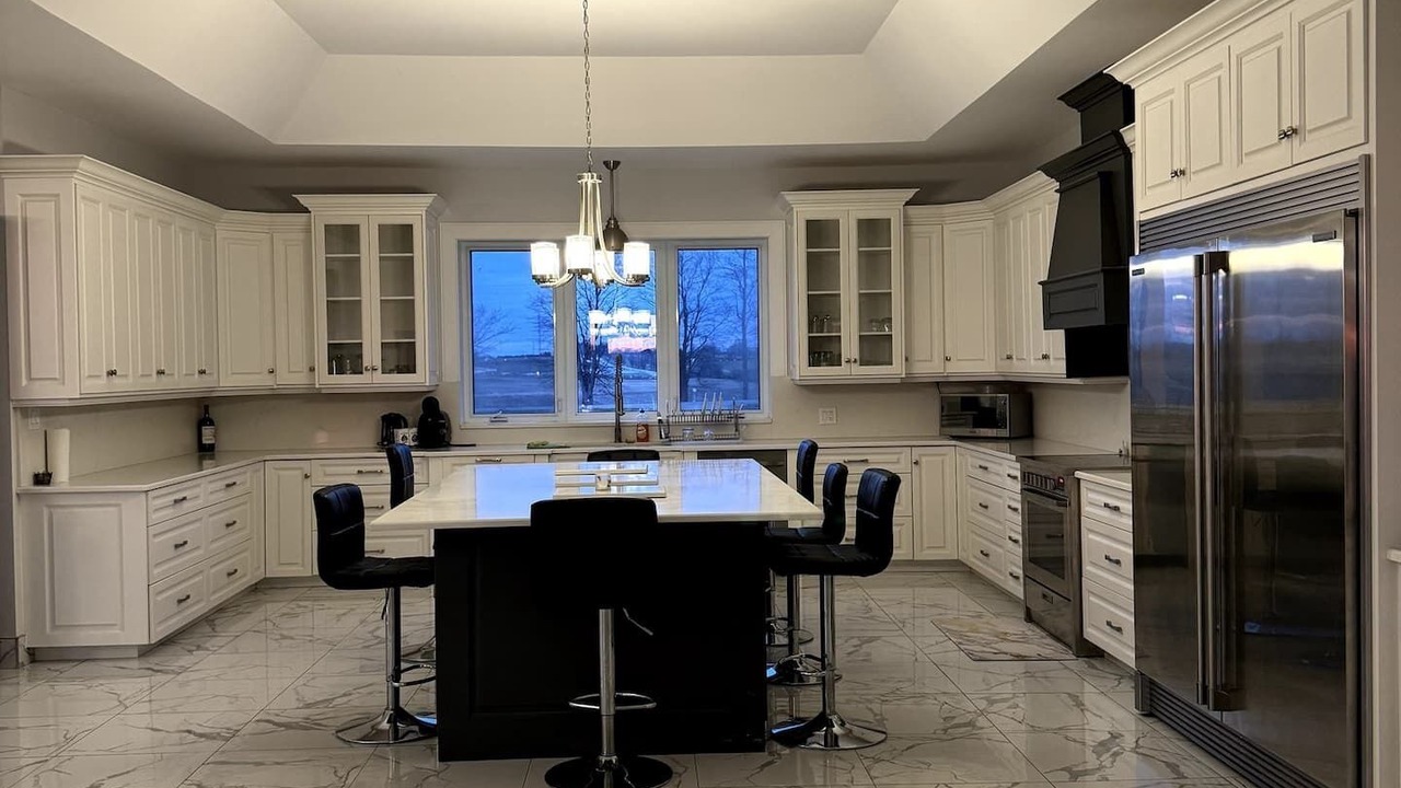 Photo of Kitchen in East Garafraxa