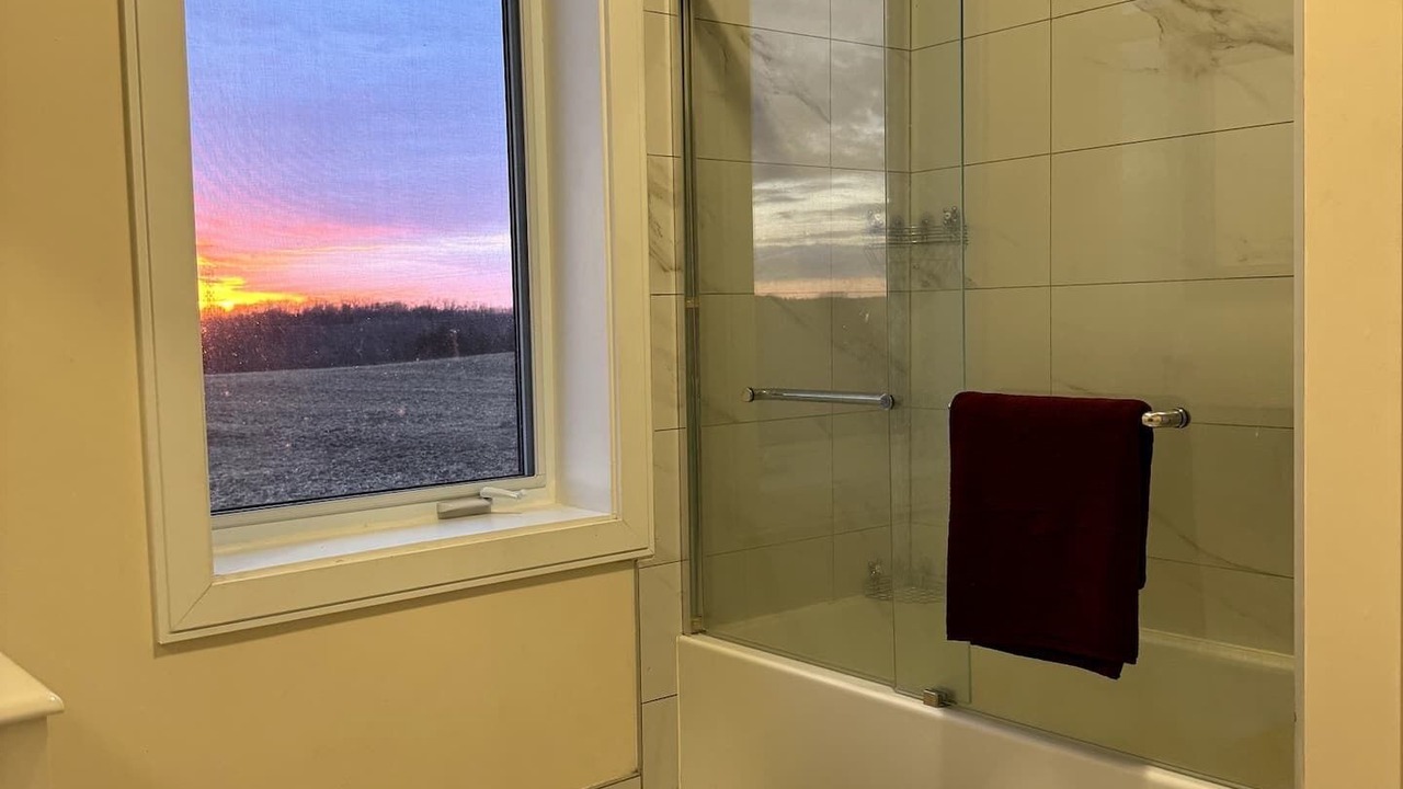 Photo of Bathroom in East Garafraxa