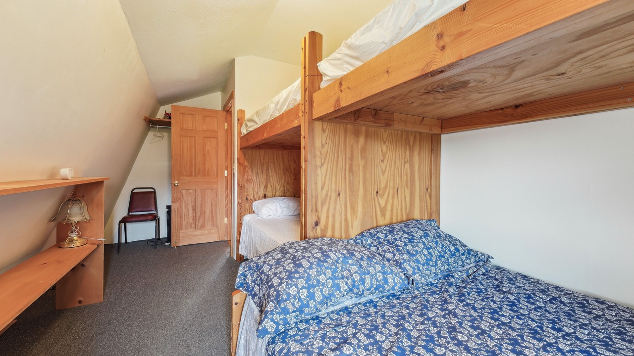 Photo of Bedroom in Canaseraga