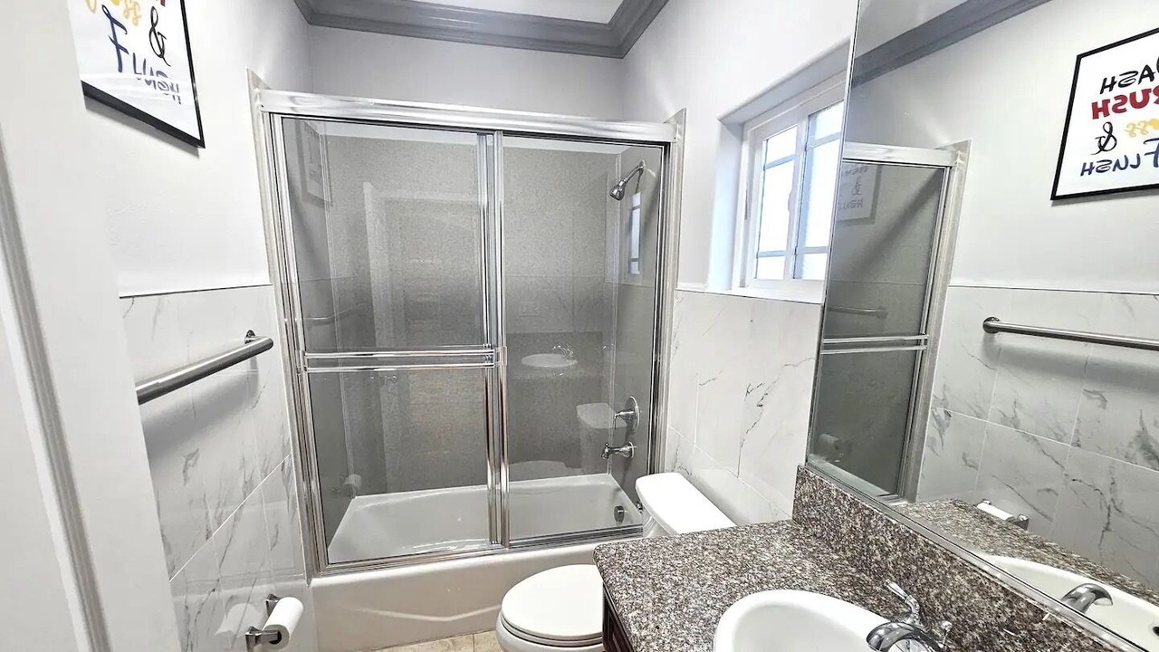 Photo of Bathroom in Midway City