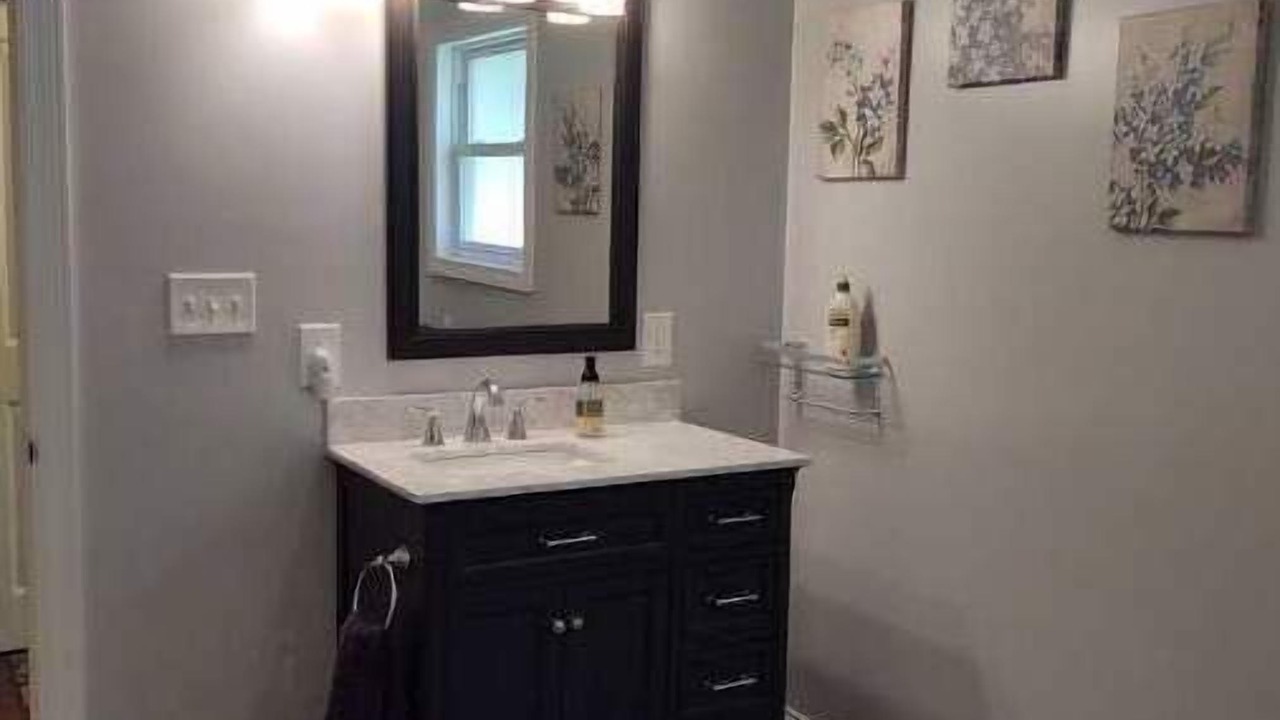 Photo of Bathroom in Geneva-on-the-Lake