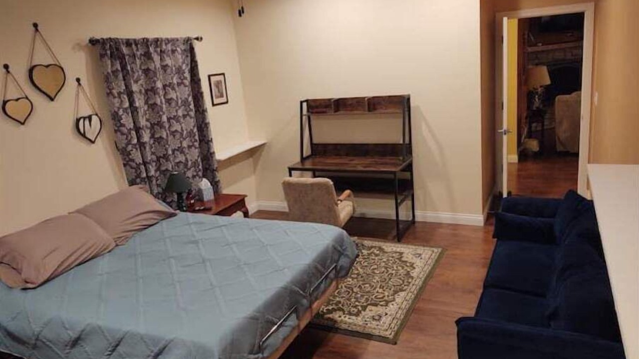 Photo of Bedroom in Geneva-on-the-Lake