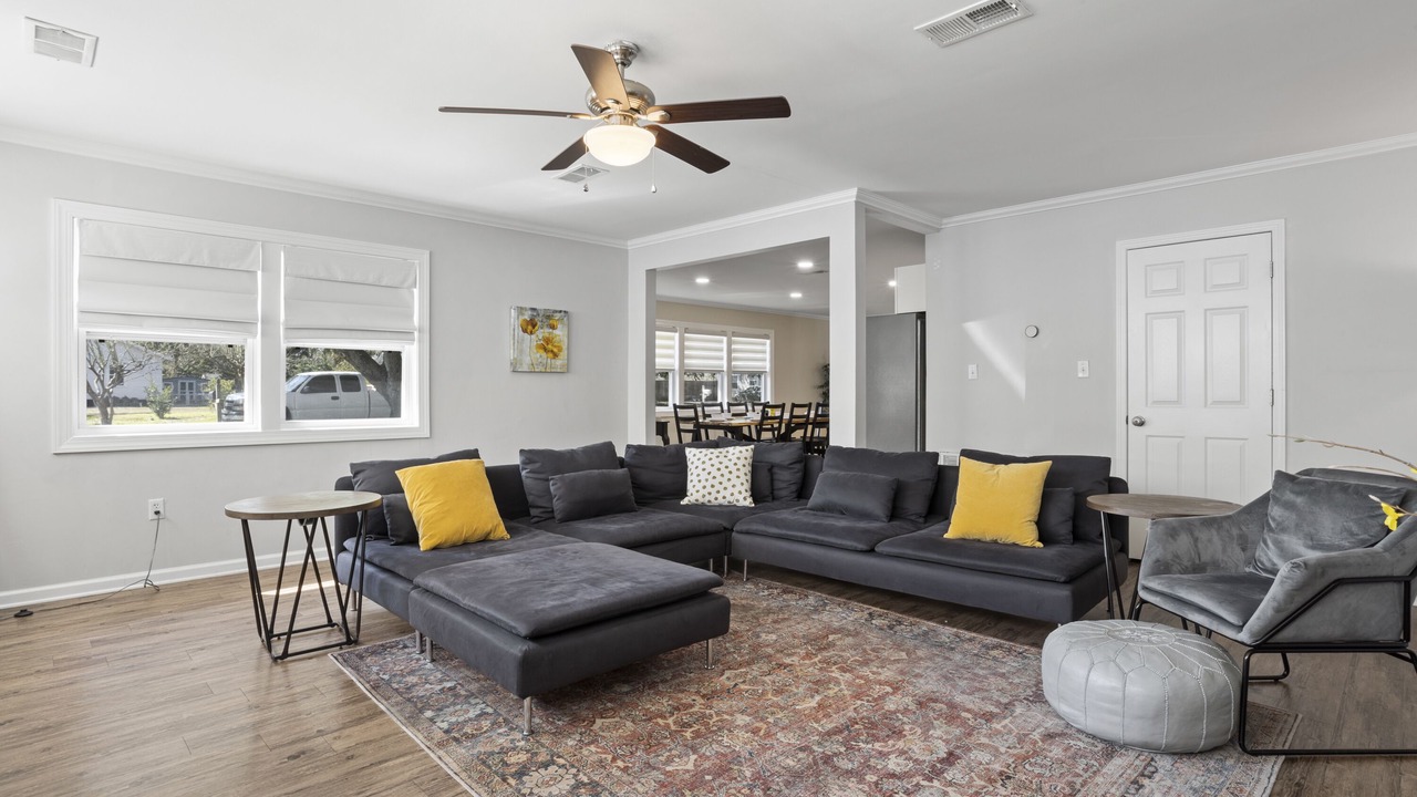 Photo of Livingroom in Long Beach