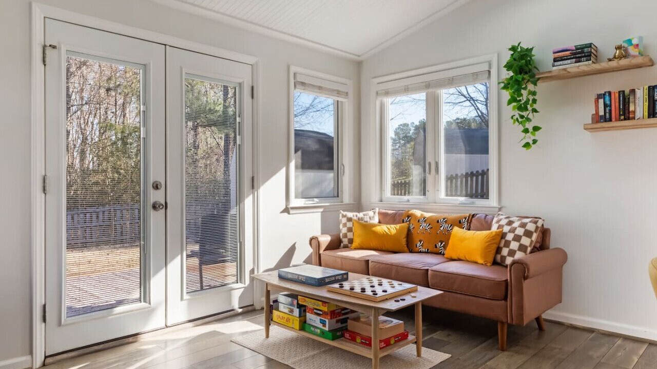 Photo of Livingroom in Northeast Raleigh