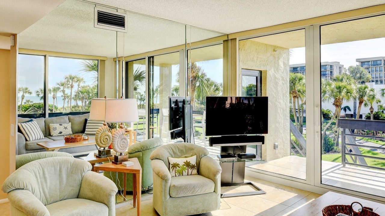 Photo of Livingroom in Longboat Key