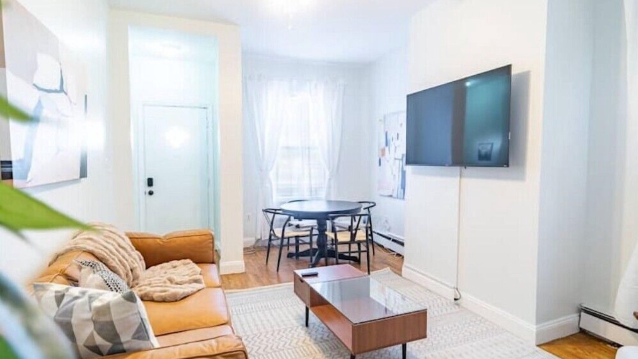 Photo of Livingroom in West Side