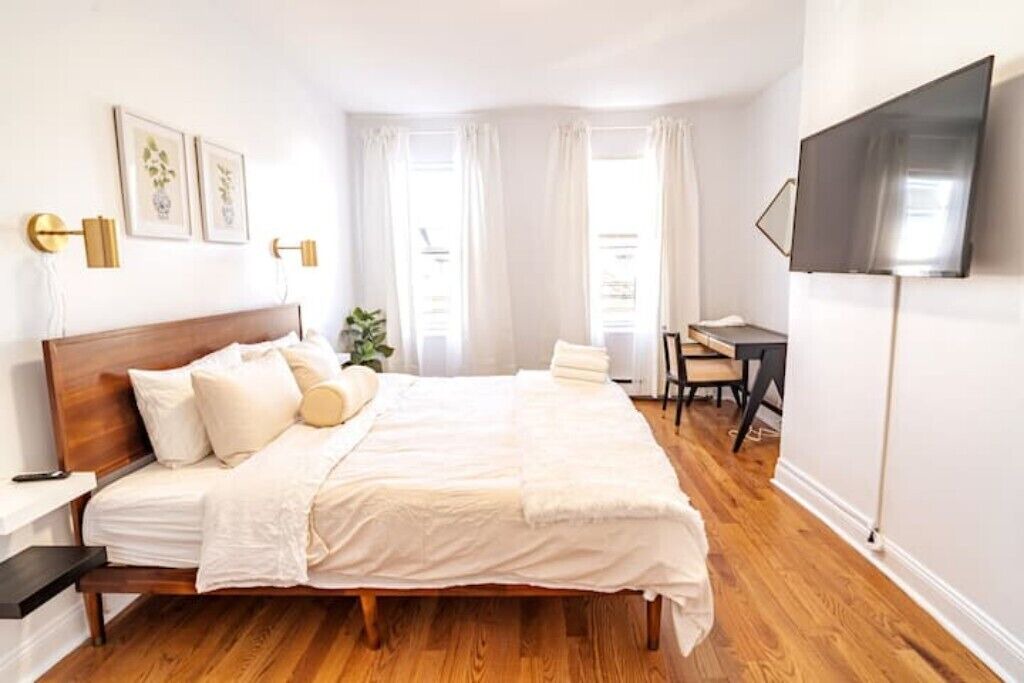 Photo of Bedroom in West Side