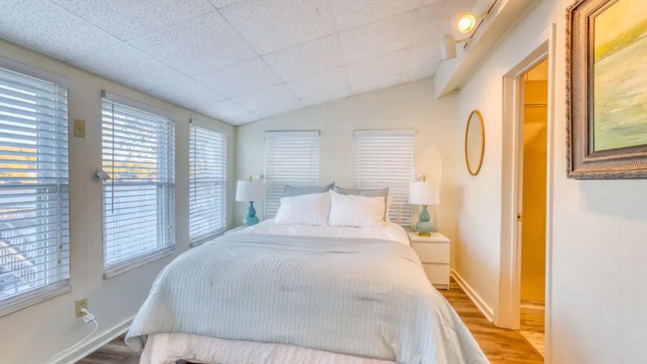 Photo of Bedroom in Muscle Shoals