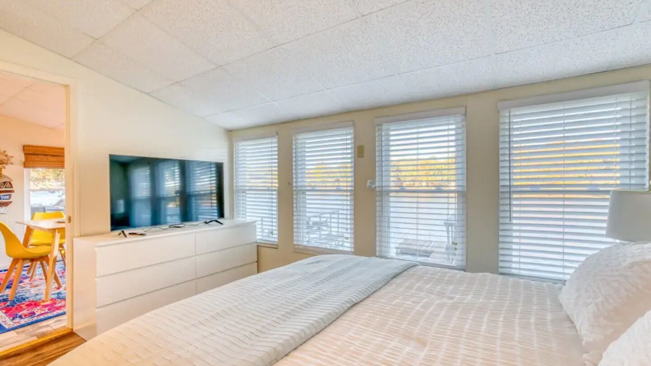 Photo of Bedroom in Muscle Shoals
