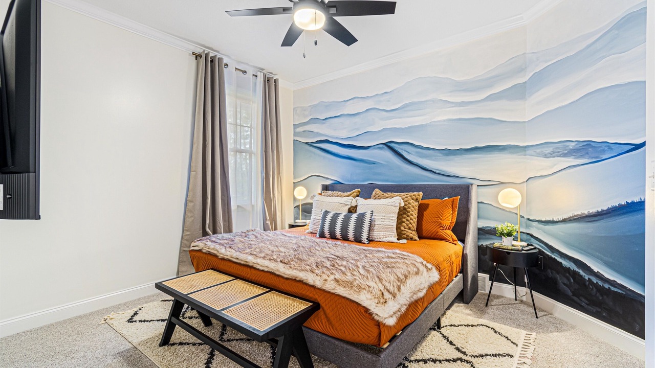 Photo of Bedroom in Hendersonville