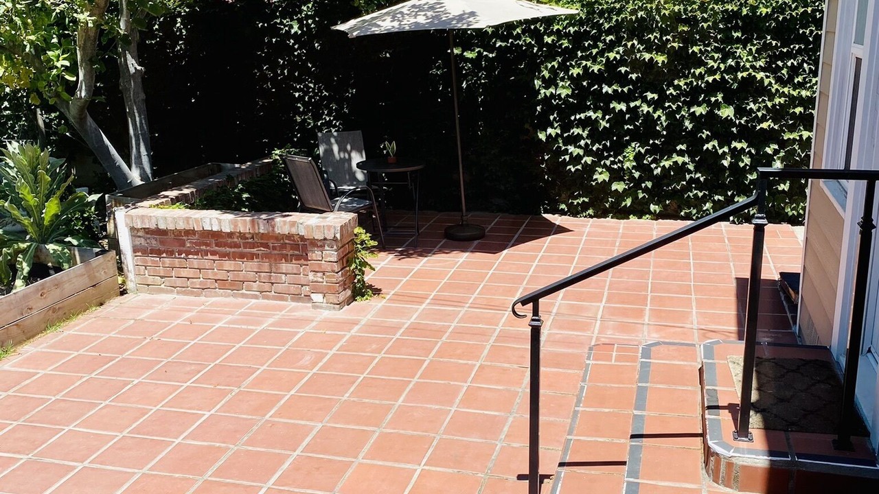 Photo of Patio Balcony in East Sacramento