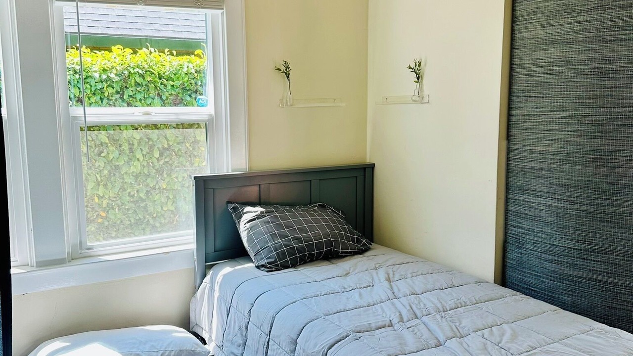 Photo of Bedroom in East Sacramento