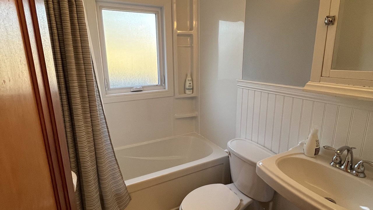 Photo of Bathroom in Elora