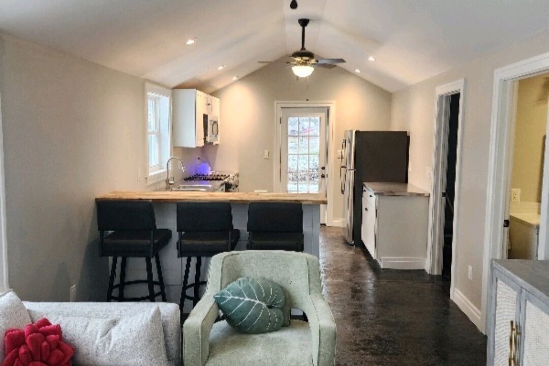 Photo of Livingroom in Lake Erie Beach