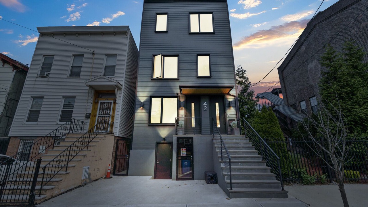 Photo of Outdoor in Communipaw