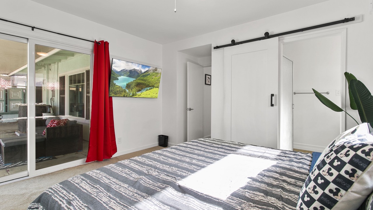 Photo of Bedroom in Northwest Anaheim