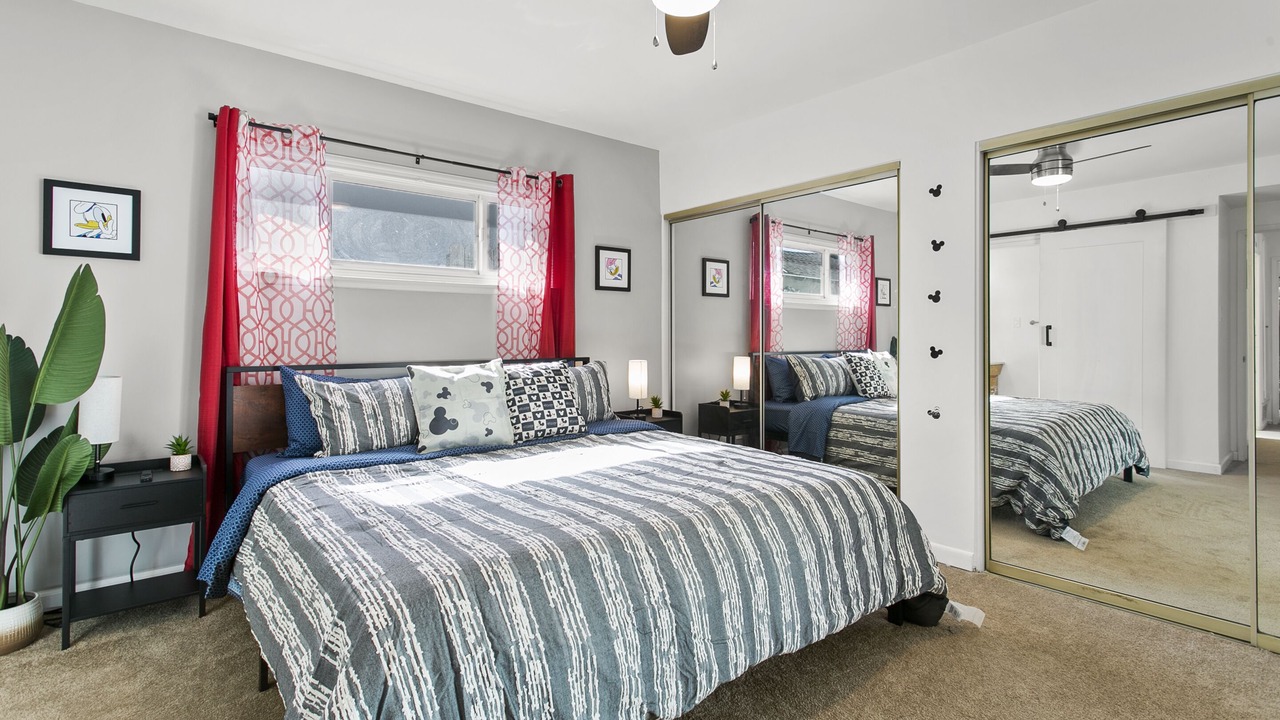 Photo of Bedroom in Northwest Anaheim