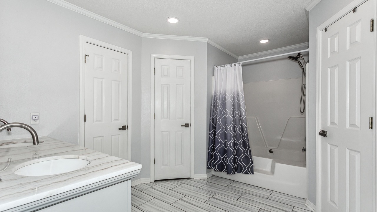 Photo of Bathroom in Ono Island