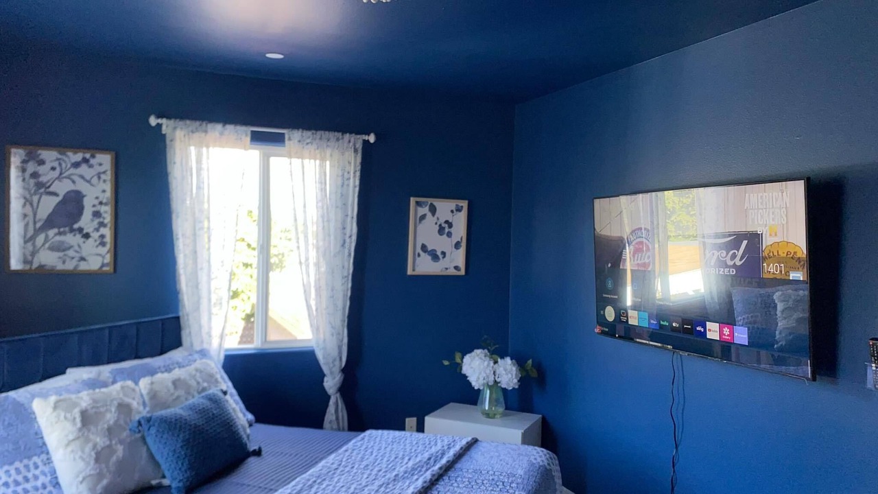 Photo of Bedroom in Los Angeles