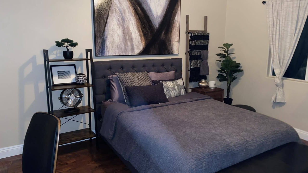 Photo of Bedroom in Los Angeles