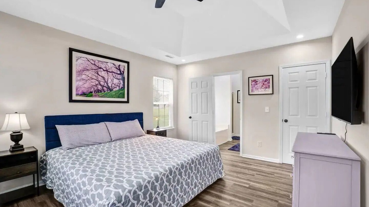 Photo of Bedroom in Monroe
