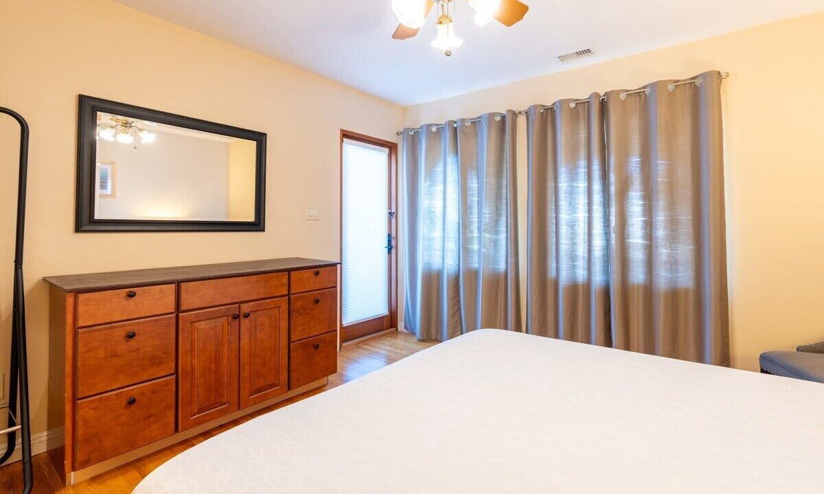Photo of Bedroom in Point Loma