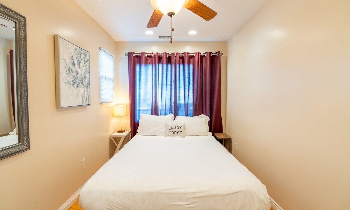 Photo of Bedroom in Point Loma