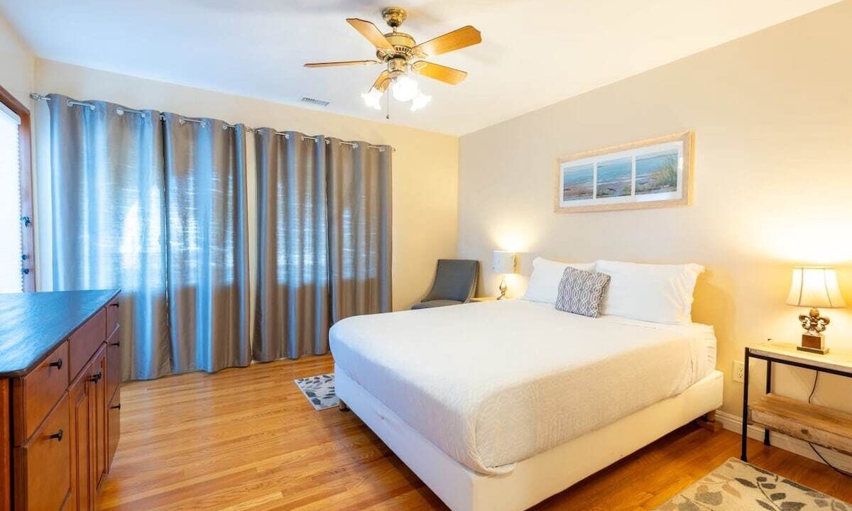Photo of Bedroom in Point Loma