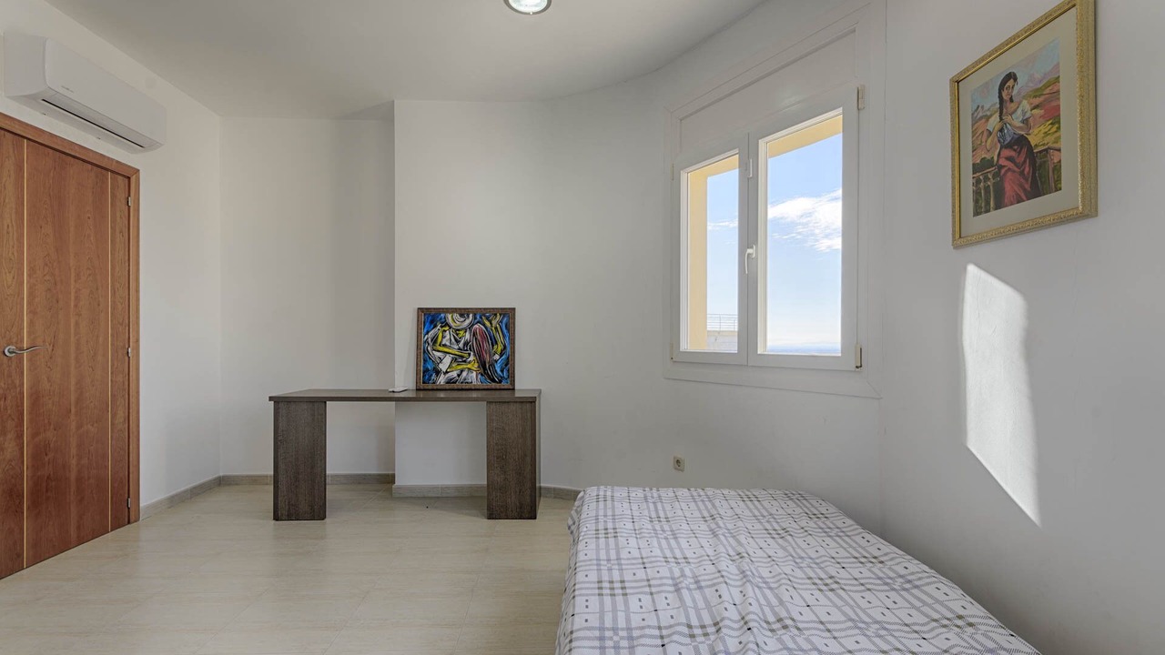 Photo of Bedroom in Palau-Saverdera