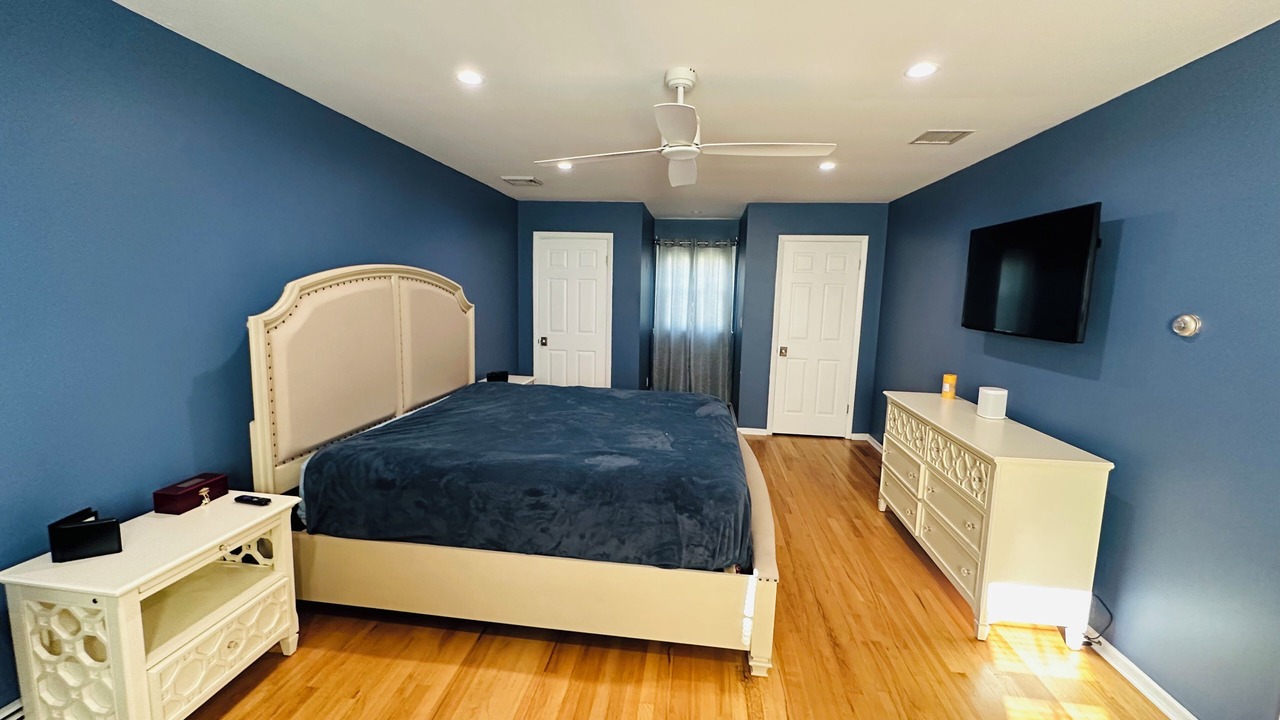 Photo of Bedroom in Brick