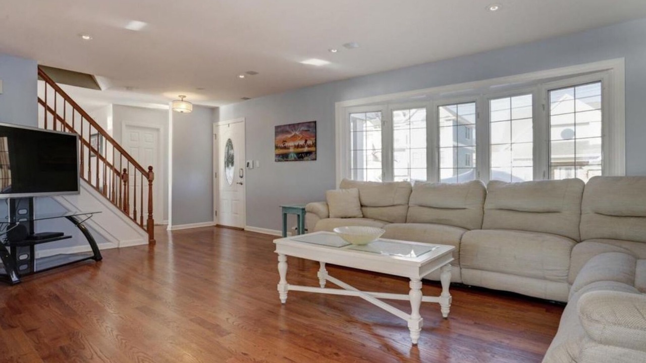 Photo of Livingroom in Brick