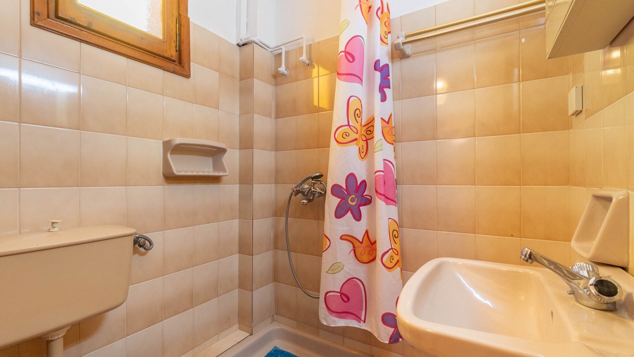 Photo of Bathroom in Agios Gordios