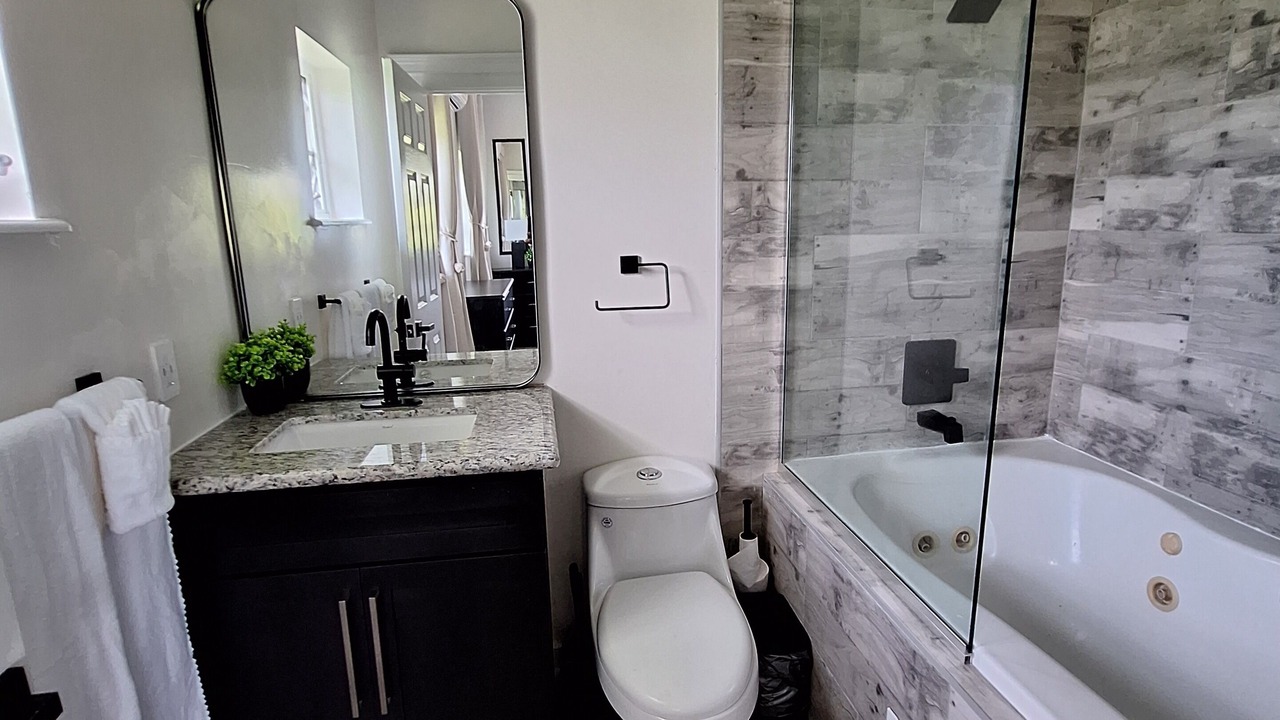 Photo of Bathroom in Freeport