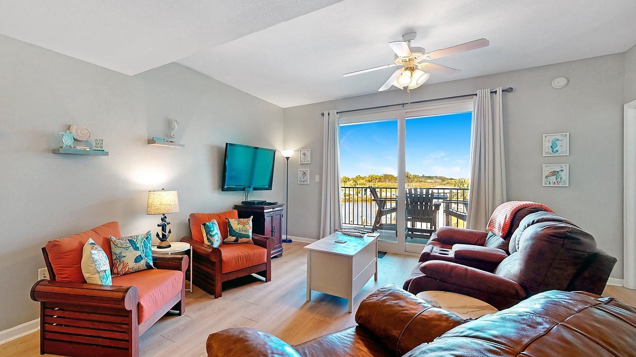 Photo of Livingroom in Fort Morgan Pines