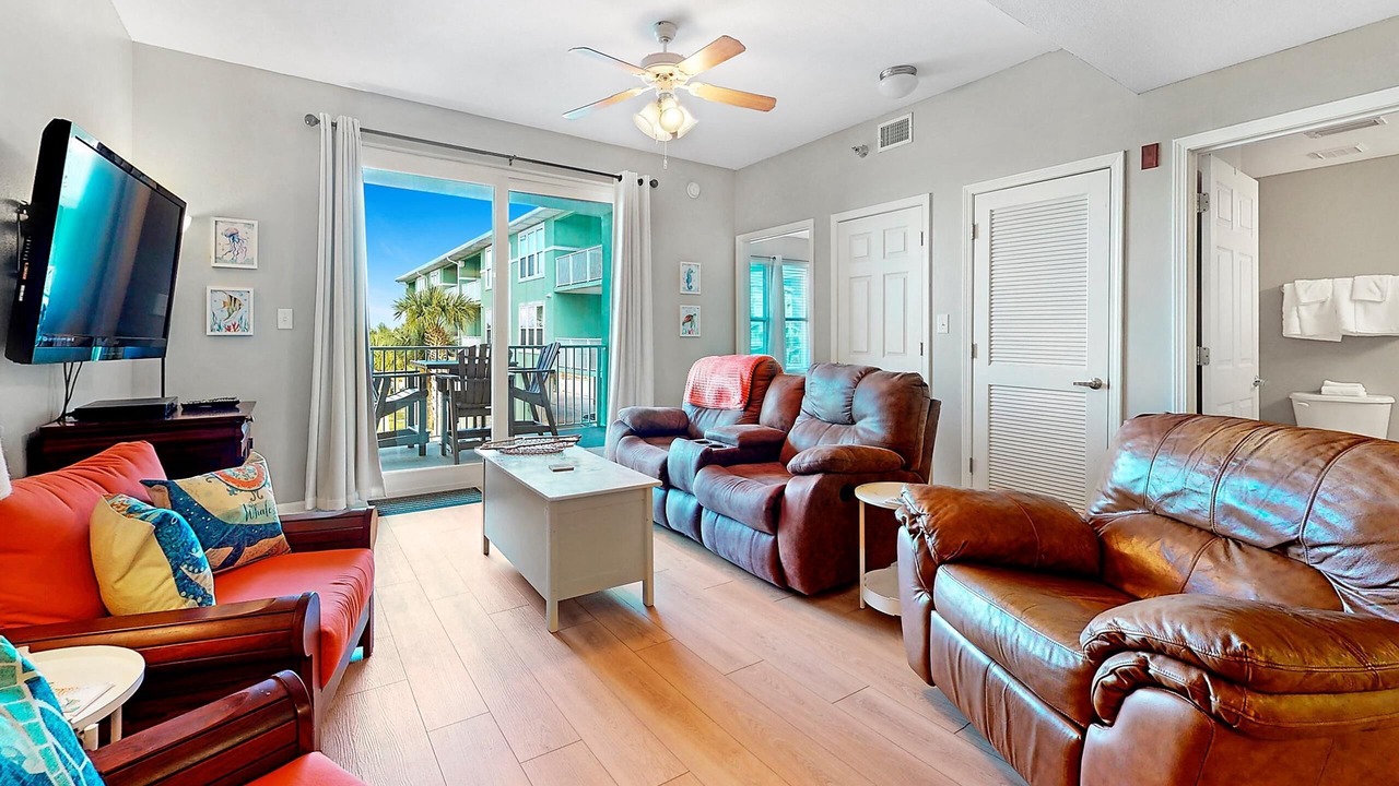 Photo of Livingroom in Fort Morgan Pines