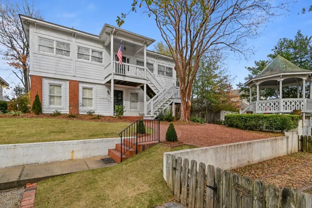 Photo of Outdoor in Montgomery