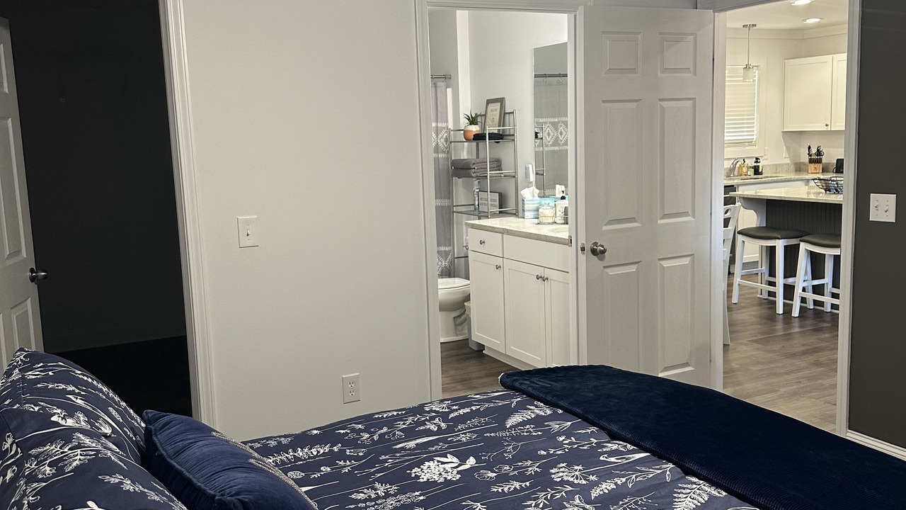 Photo of Bedroom in Albertville