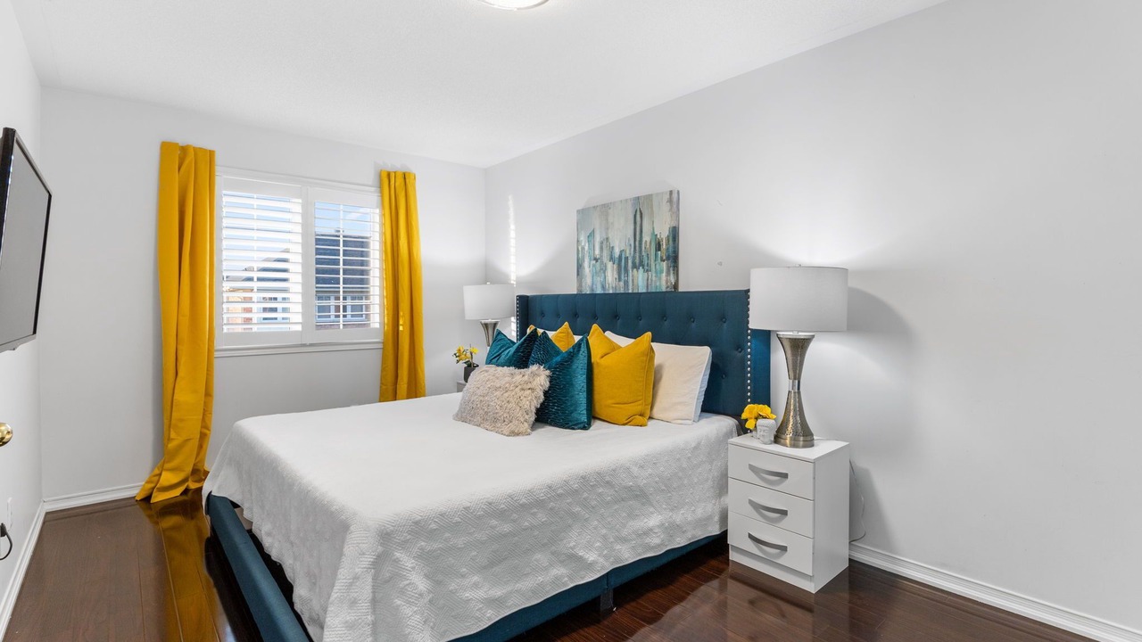 Photo of Bedroom in Ajax