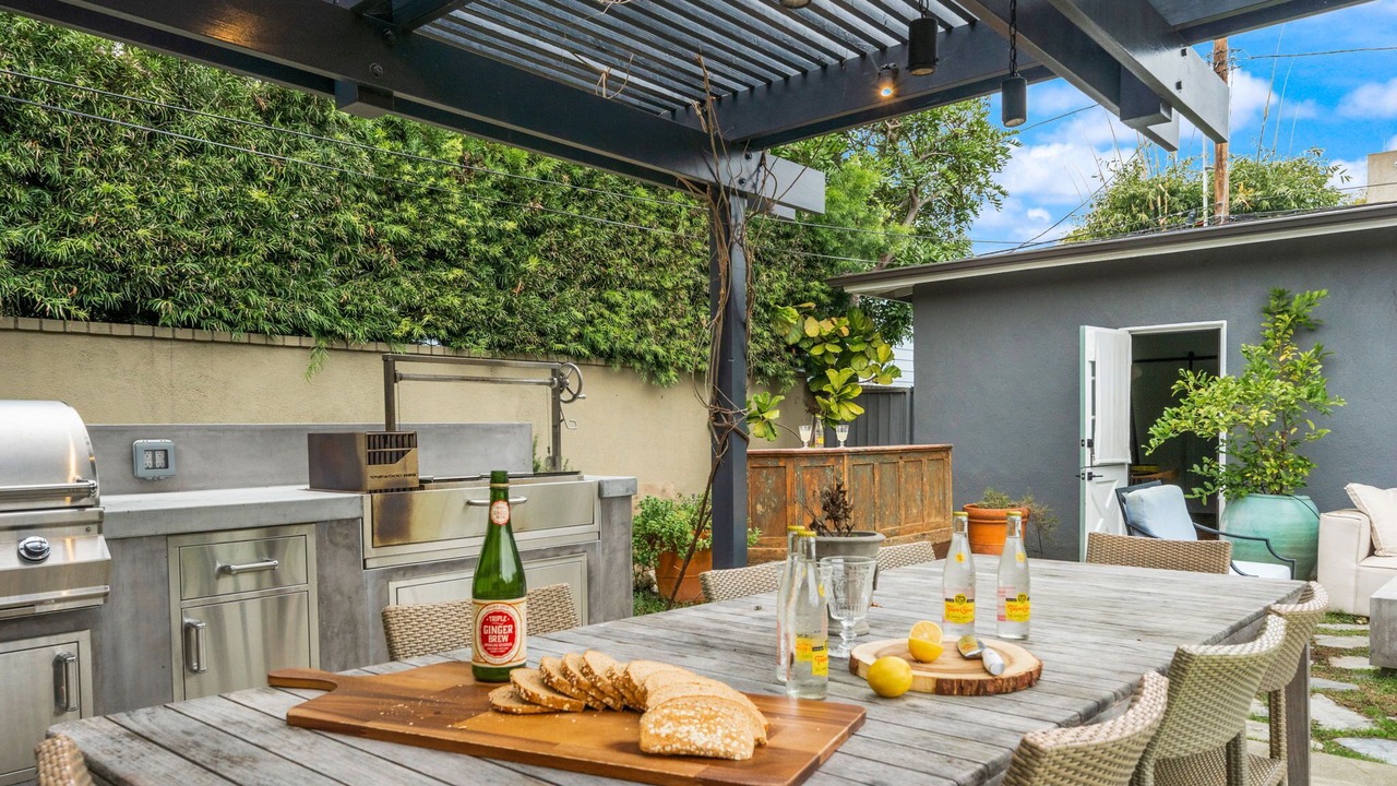 Photo of Outdoor in Mar Vista