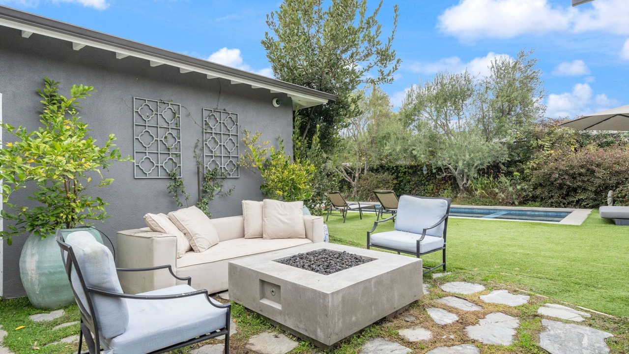 Photo of Patio Balcony in Mar Vista