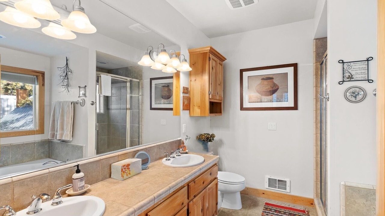 Photo of Bathroom in McKinney Estates