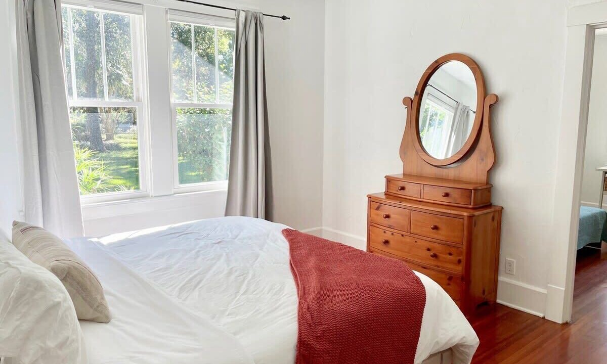 Photo of Bedroom in East Hill