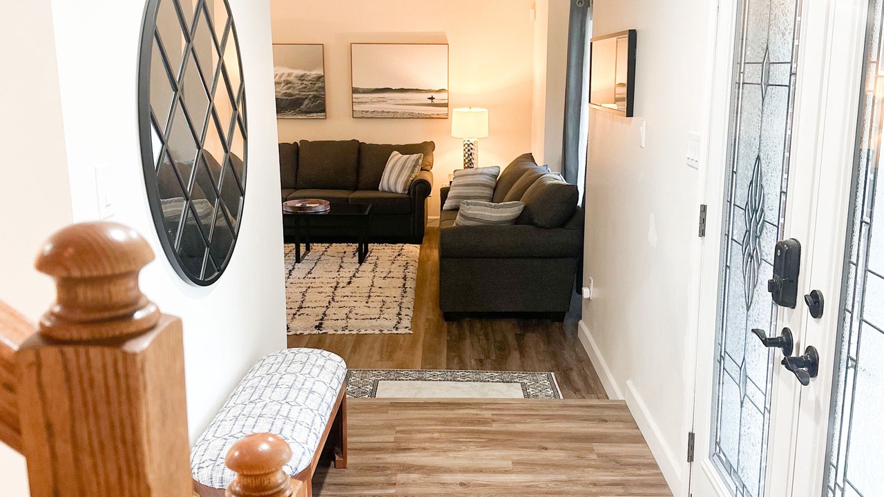 Photo of Livingroom in Golden Hills