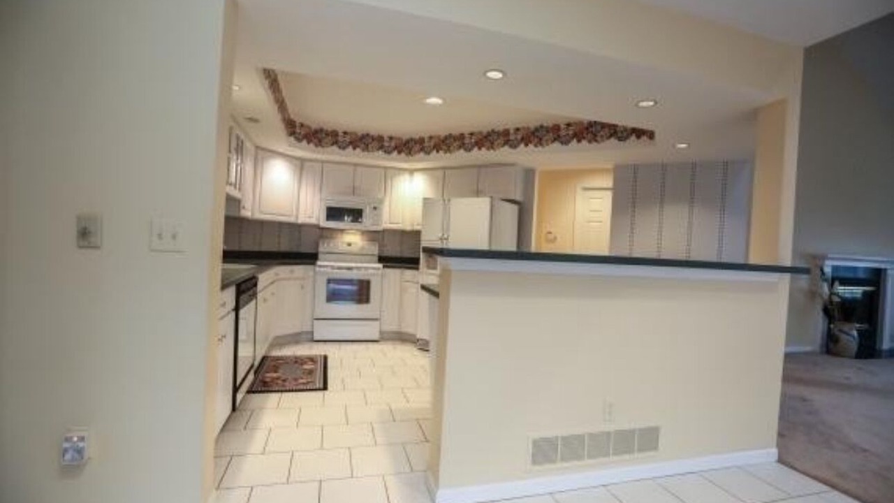 Photo of Kitchen in Webster Crossing