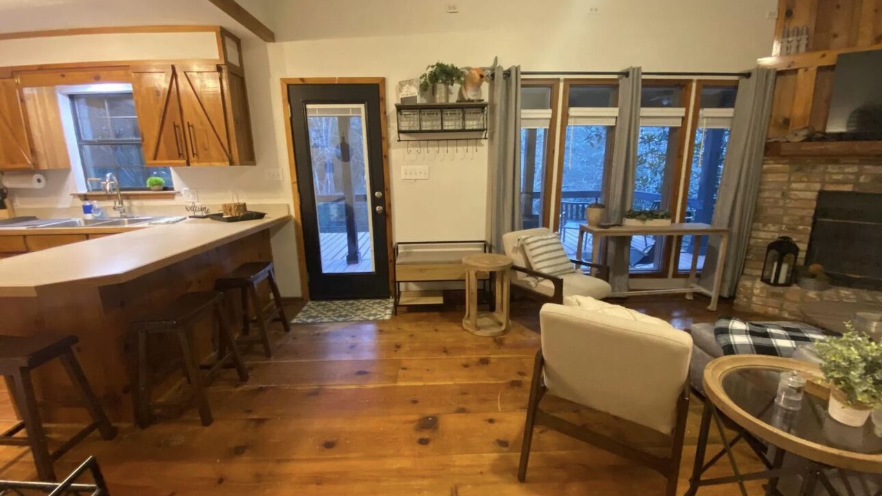 Photo of Livingroom in Hattiesburg