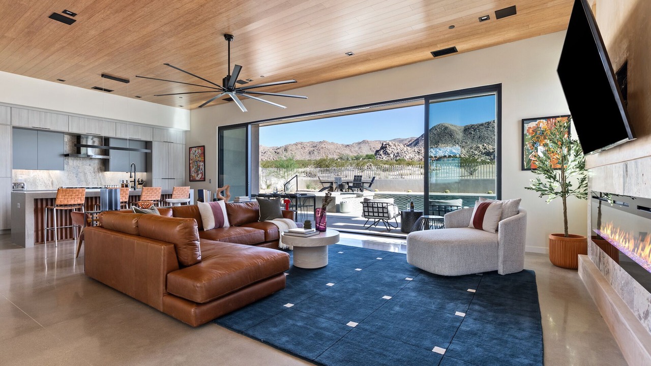Photo of Livingroom in Panorama Heights