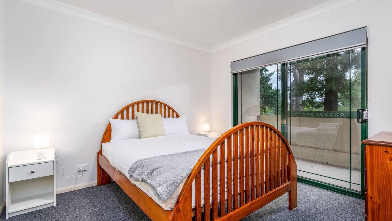 Photo of Bedroom in Reid