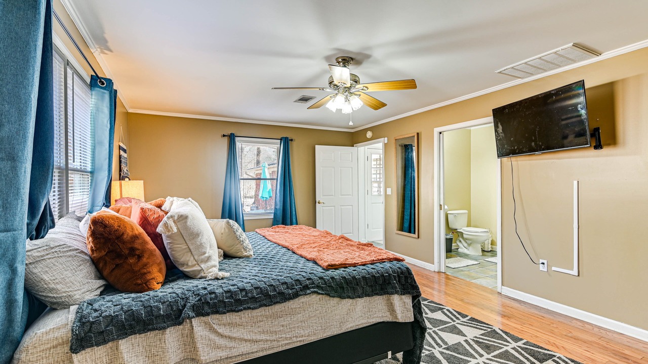 Photo of Bedroom in Starkville